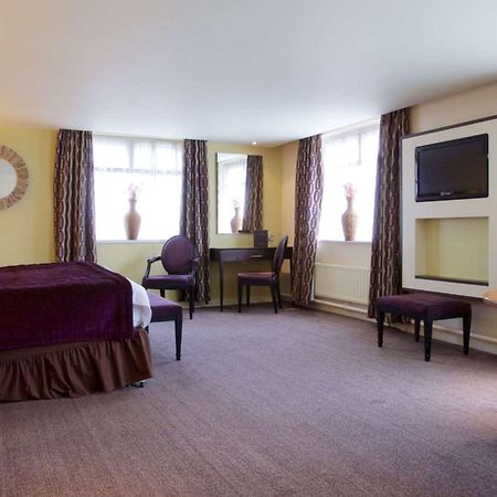 Manchester Airport Stanley Hotel, BW Signature Collection Handforth Buitenkant foto