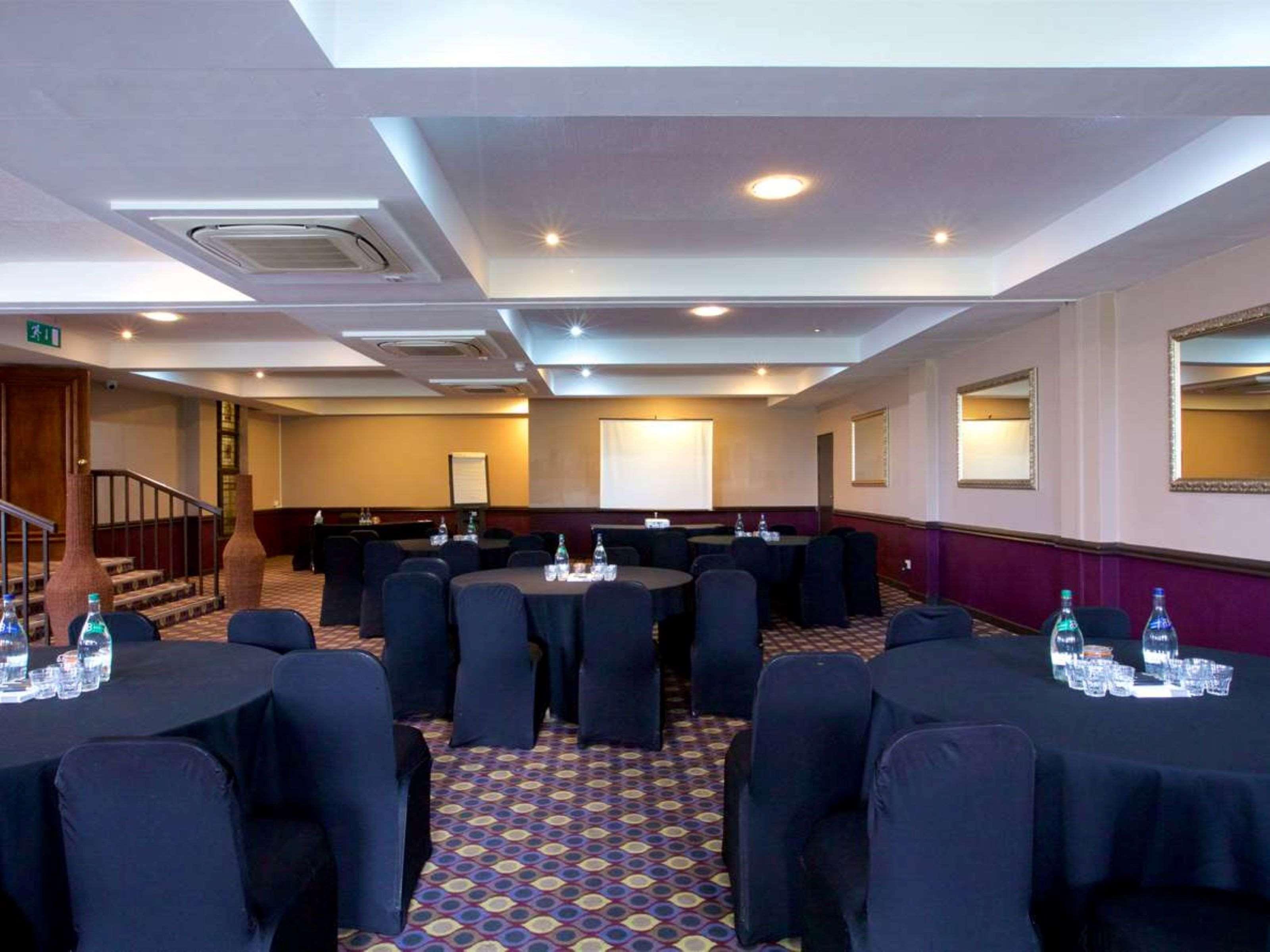 Manchester Airport Stanley Hotel, BW Signature Collection Handforth Buitenkant foto
